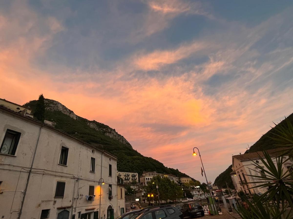 B&B Due Su Due Holiday Vietri sul Mare Exterior photo